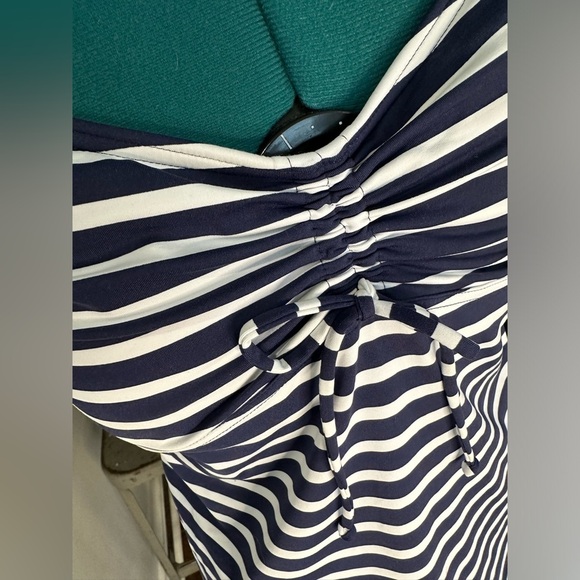 Lands End Women's V Neck Tankini Swimsuit Underwire Top Striped Size 10 navy - Picture 8 of 11